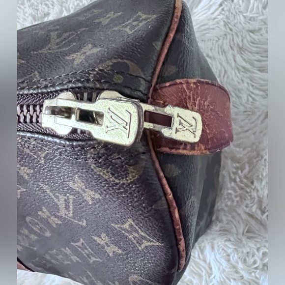 Louis Vuitton Monogram Keepall 50 - Picture 3 of 15